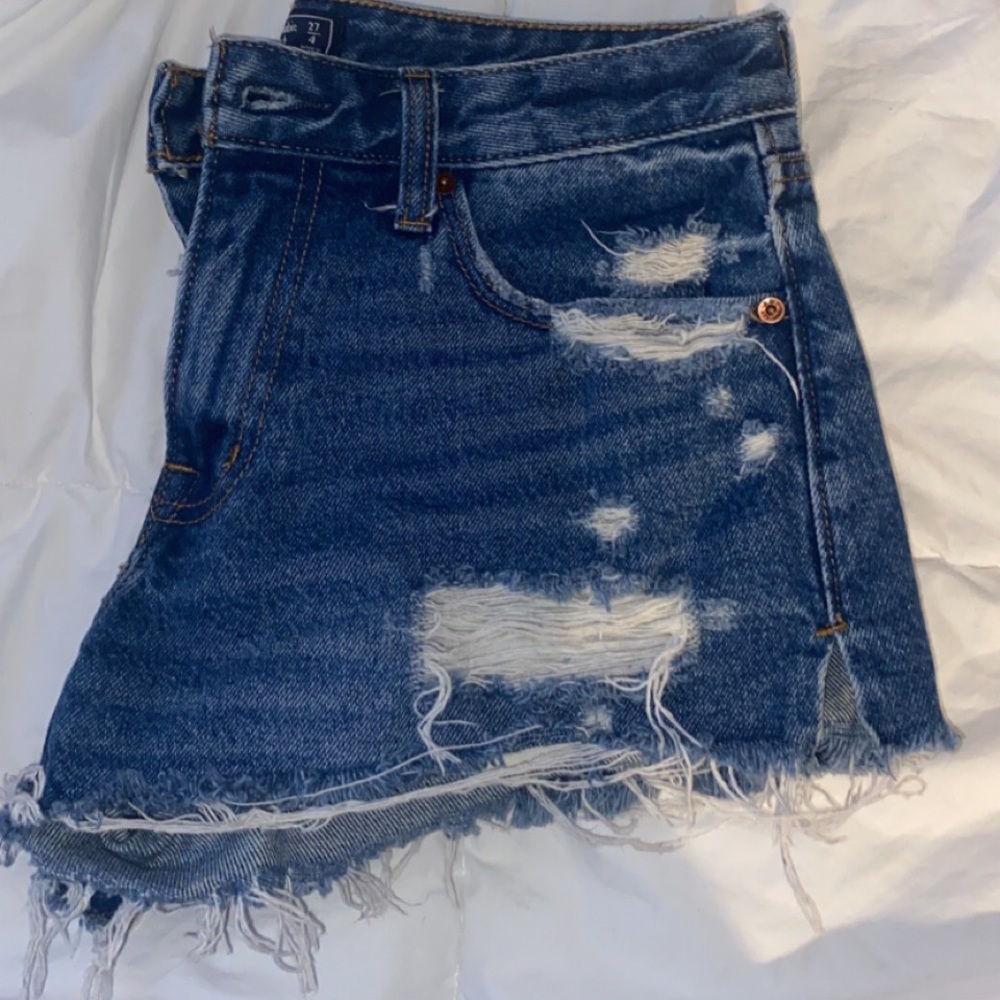 Distressed Jean Shorts!